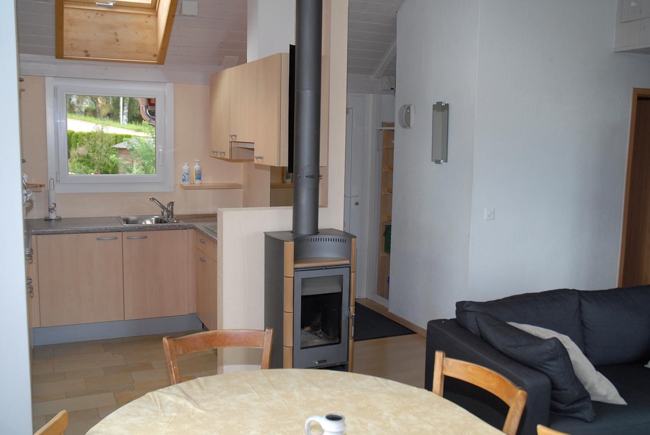 Appartment Aux Lilas Les Geneveys-sur-Coffrane Екстер'єр фото