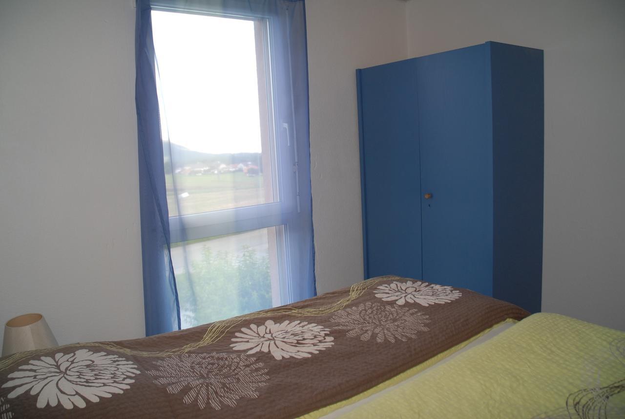 Appartment Aux Lilas Les Geneveys-sur-Coffrane Екстер'єр фото
