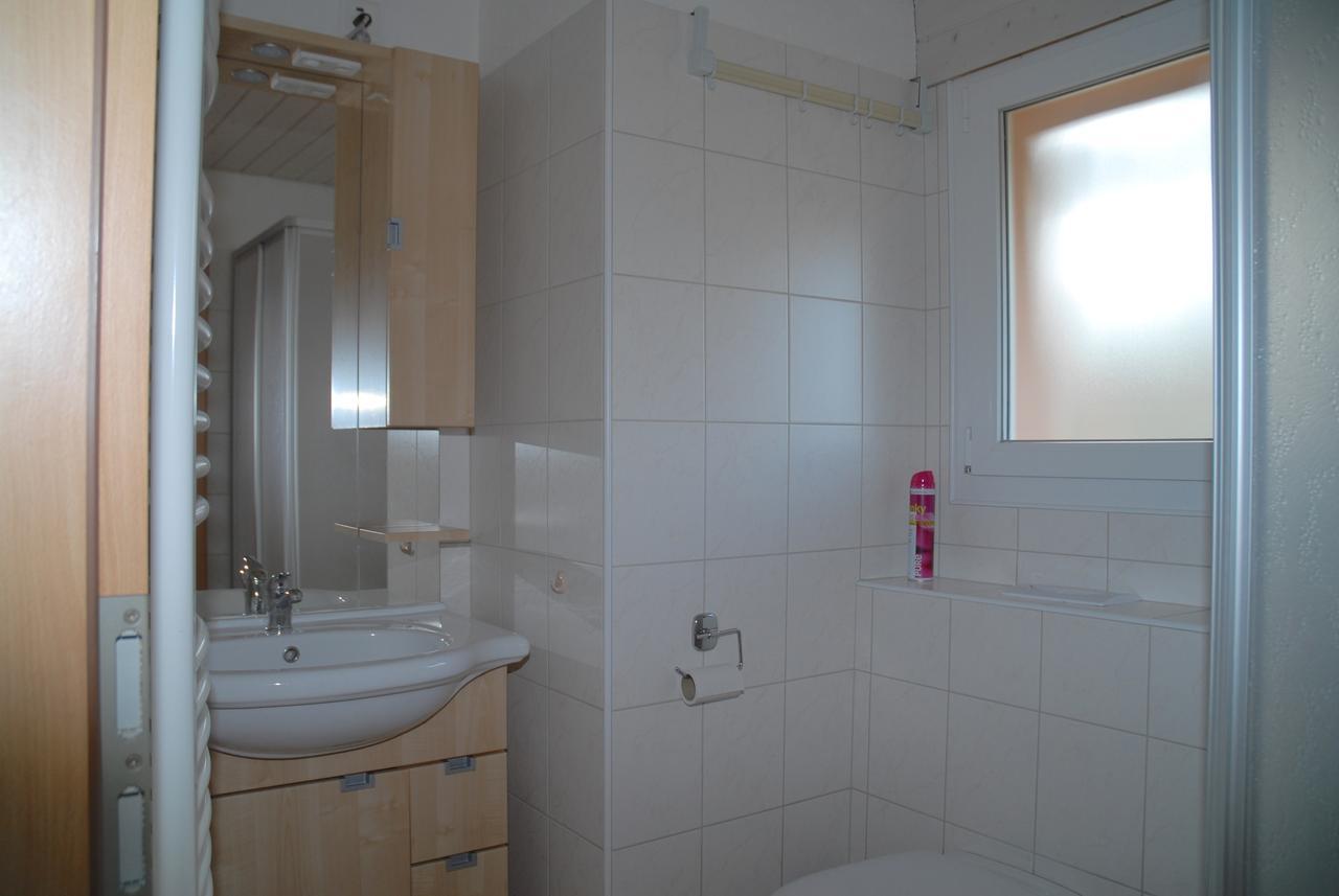 Appartment Aux Lilas Les Geneveys-sur-Coffrane Екстер'єр фото
