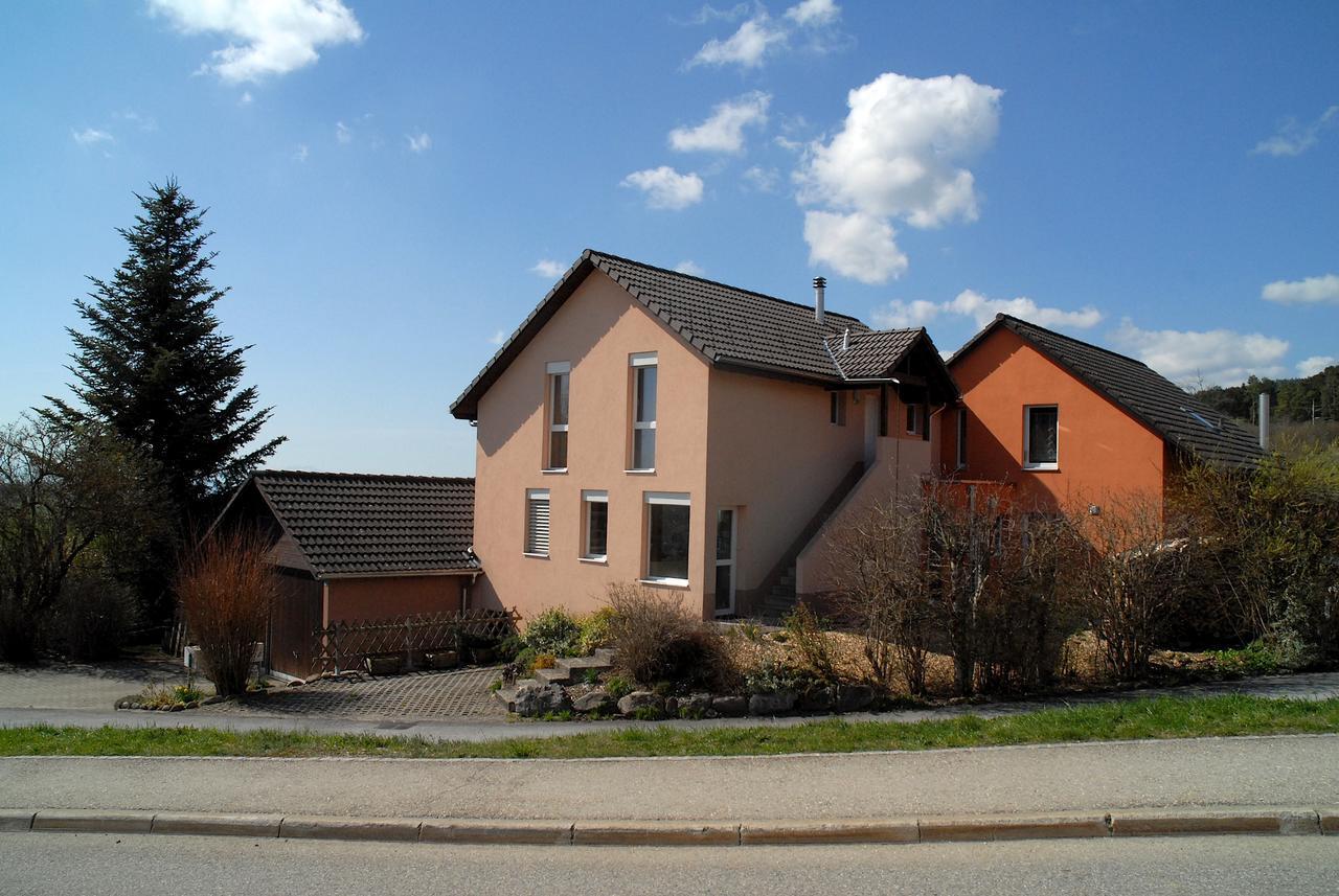 Appartment Aux Lilas Les Geneveys-sur-Coffrane Екстер'єр фото